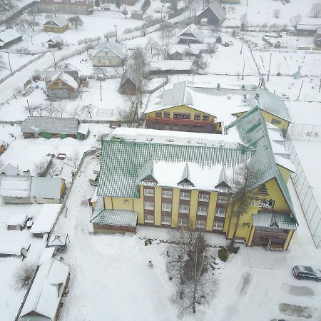 Ялинка Готель Vyshkiv المظهر الخارجي الصورة